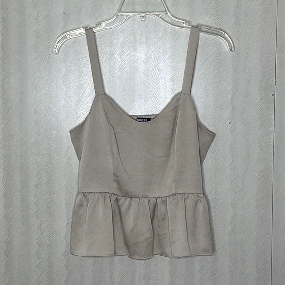 ❤️ 🆕 EXPRESS CHAMPAGNE Top Size M - Picture 2 of 4